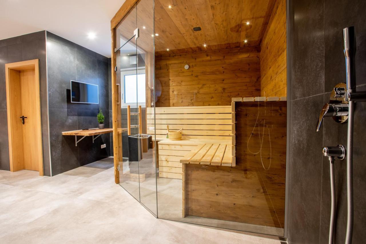 Private Spa & Garden Alpi ガルミッシュ・パルテンキルヒェン エクステリア 写真