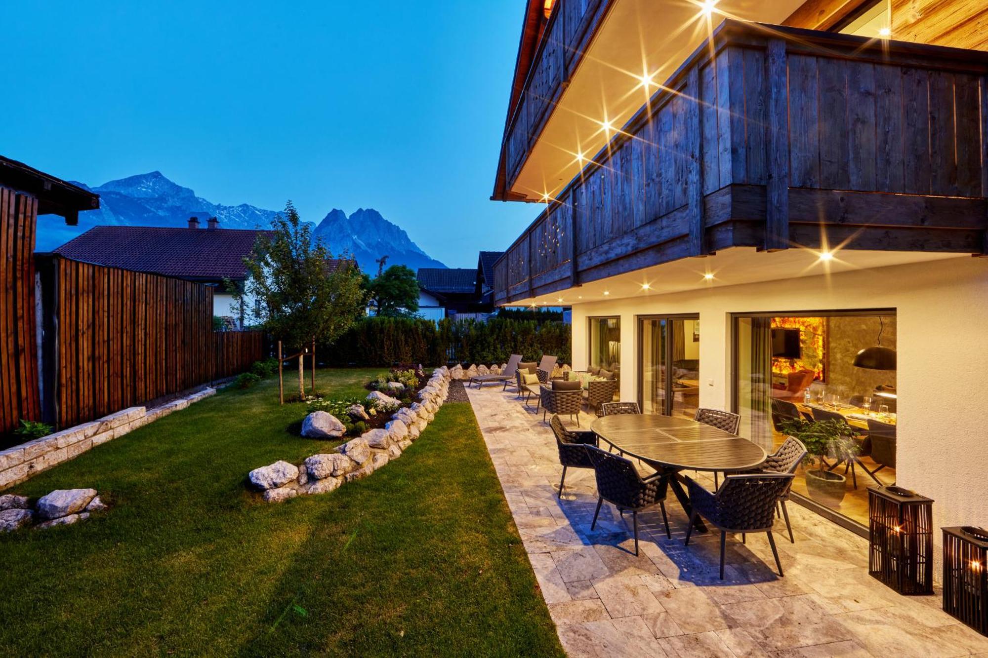 Private Spa & Garden Alpi ガルミッシュ・パルテンキルヒェン エクステリア 写真