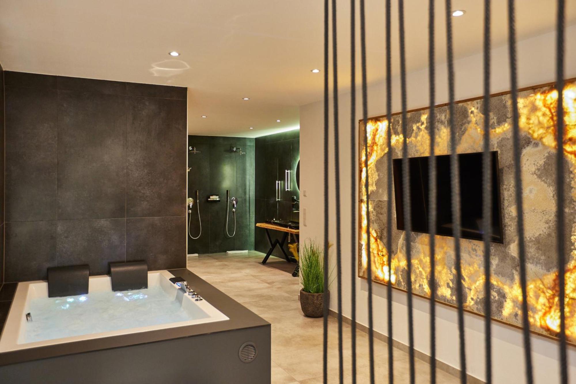 Private Spa & Garden Alpi ガルミッシュ・パルテンキルヒェン エクステリア 写真